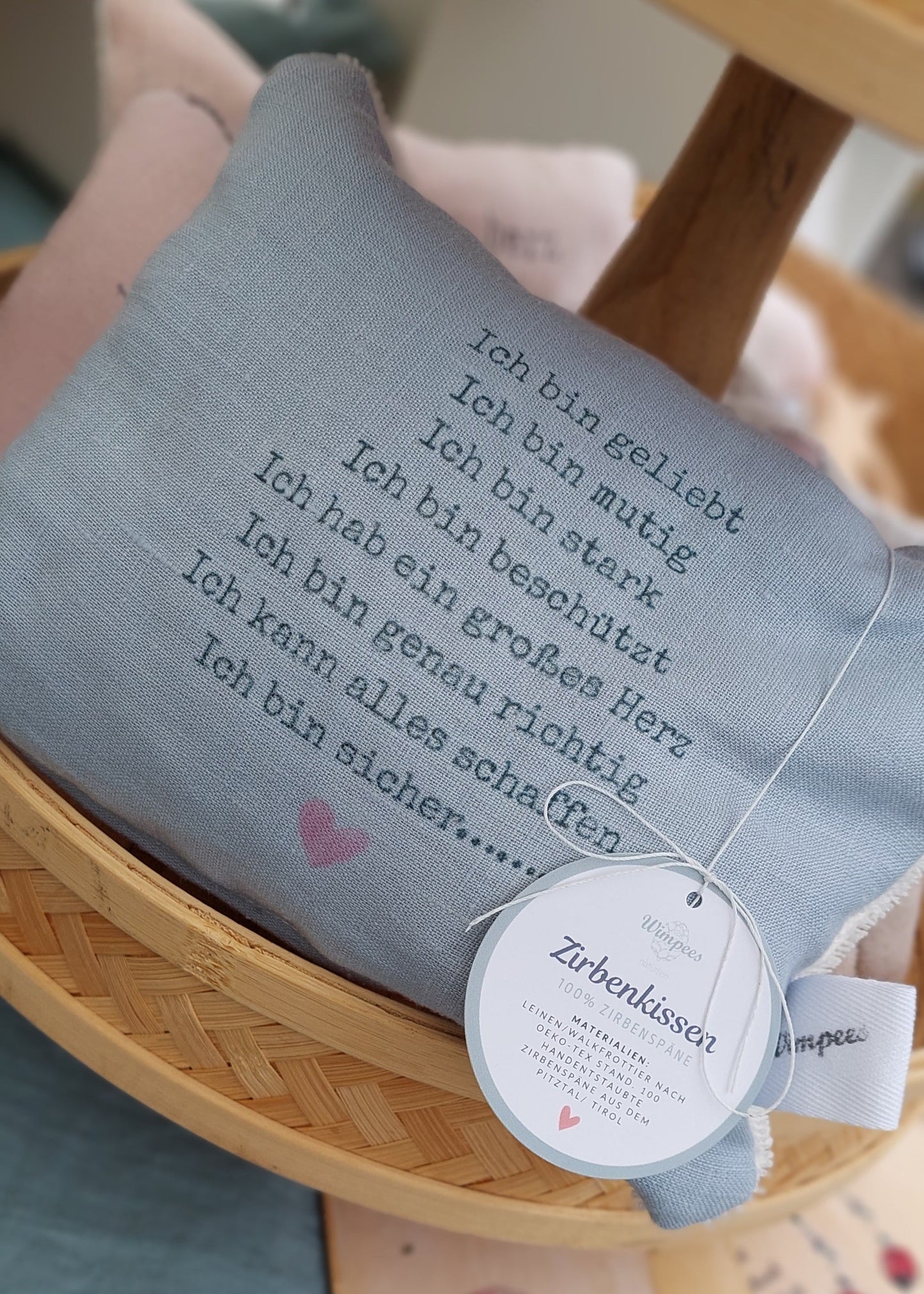 pure. affirmation Zirbenkissen | Ich bin geliebt. Ich bin mutig. Ich bin stark. Ich bin...