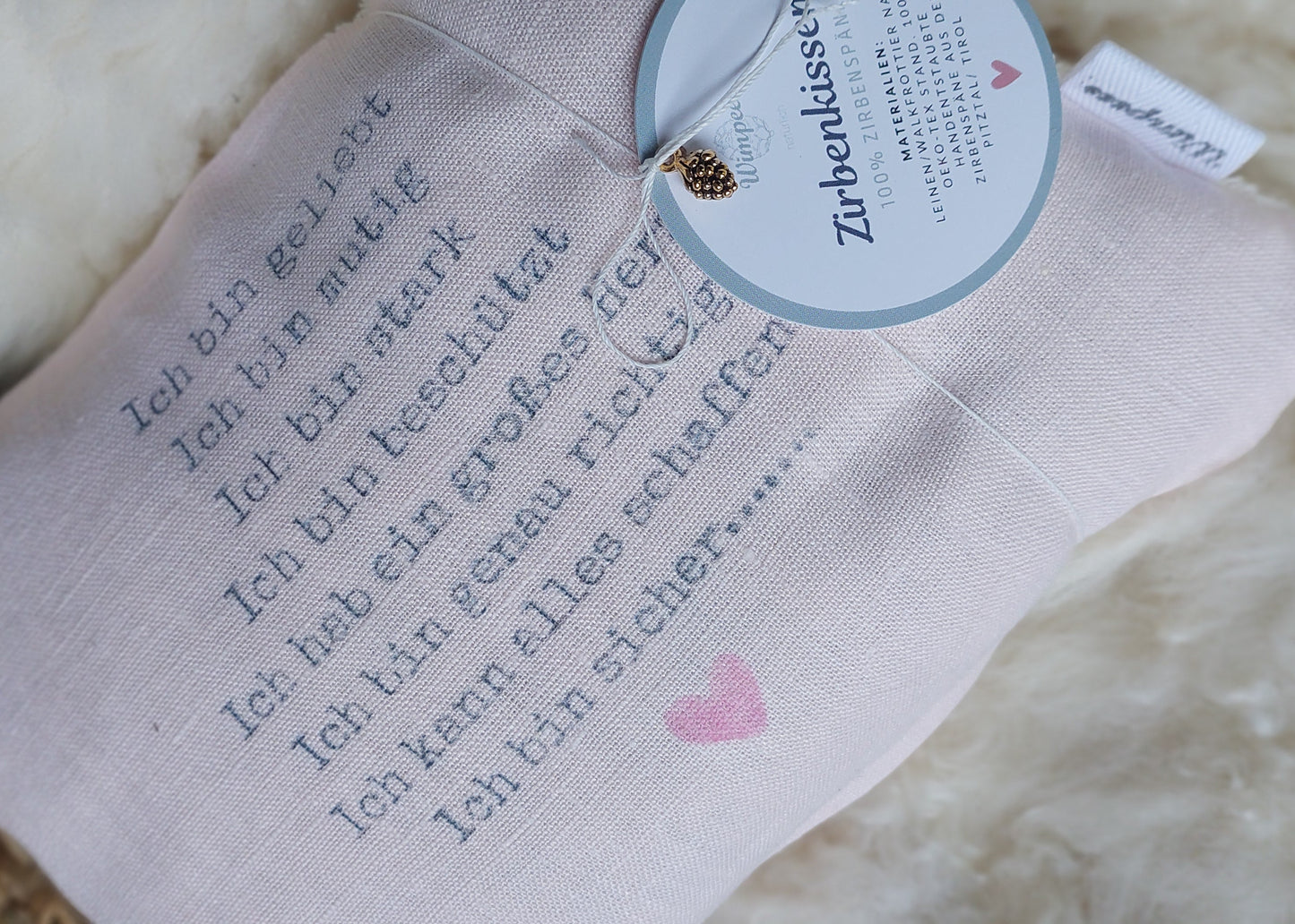 pure. affirmation Zirbenkissen | Ich bin geliebt. Ich bin mutig. Ich bin stark. Ich bin...