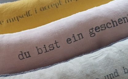 pure. affirmation Zirbenkissen | du bist ein geschenk.