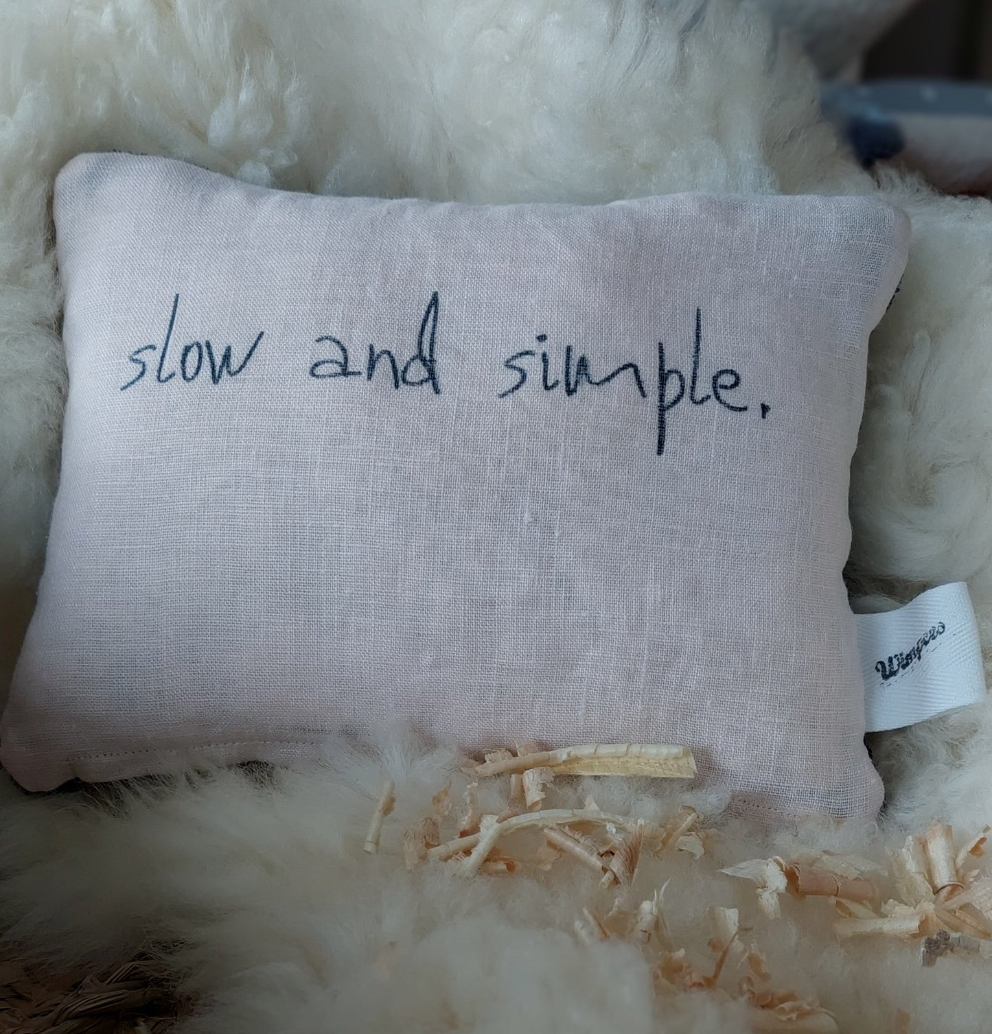 pure. affirmation Zirbenkissen | slow and simple.