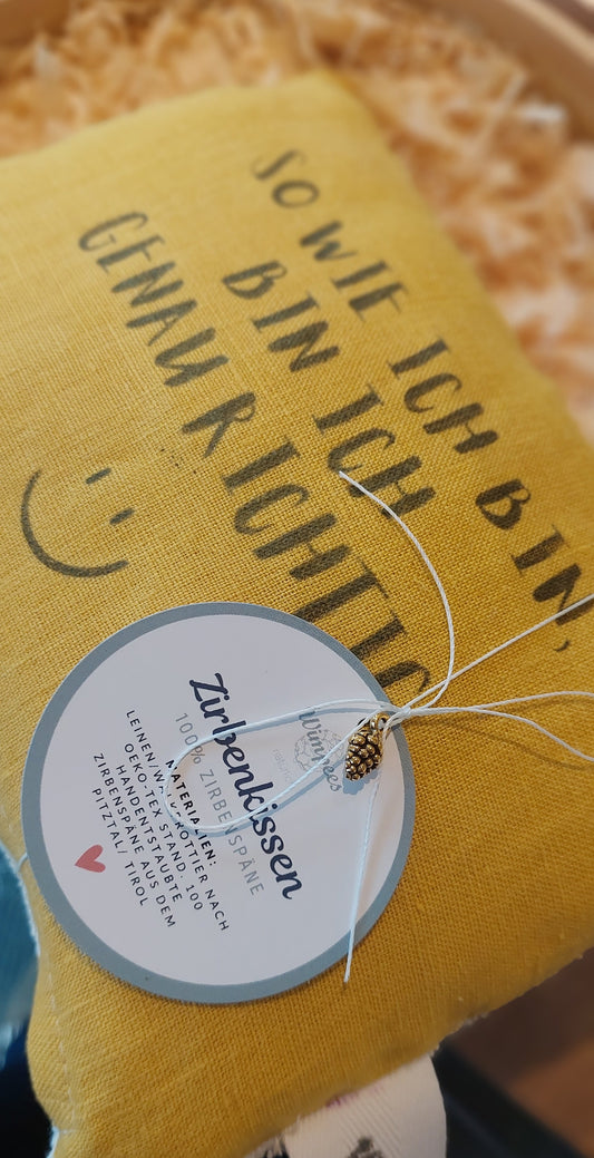 pure. affirmation Zirbenkissen | So wie ich bin, bin ich genau richtig.