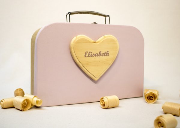 Geschenkkoffer mit Namen - Motiv Herz - Farbe rosé / rosa - 2