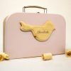 Geschenkkoffer mit Namen - Motiv Vogel - Farbe rosé / rosa - 2